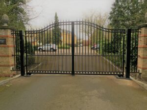 Metal gates access control Berkshire