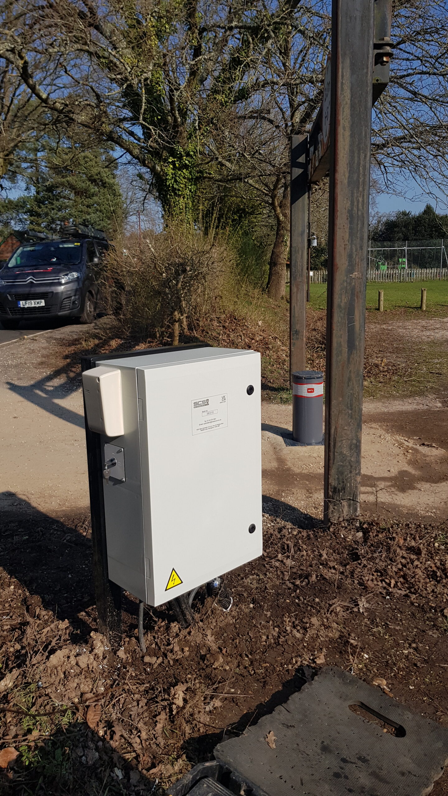 Mortimer Village Hall access box