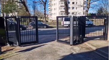 bifold metal gate