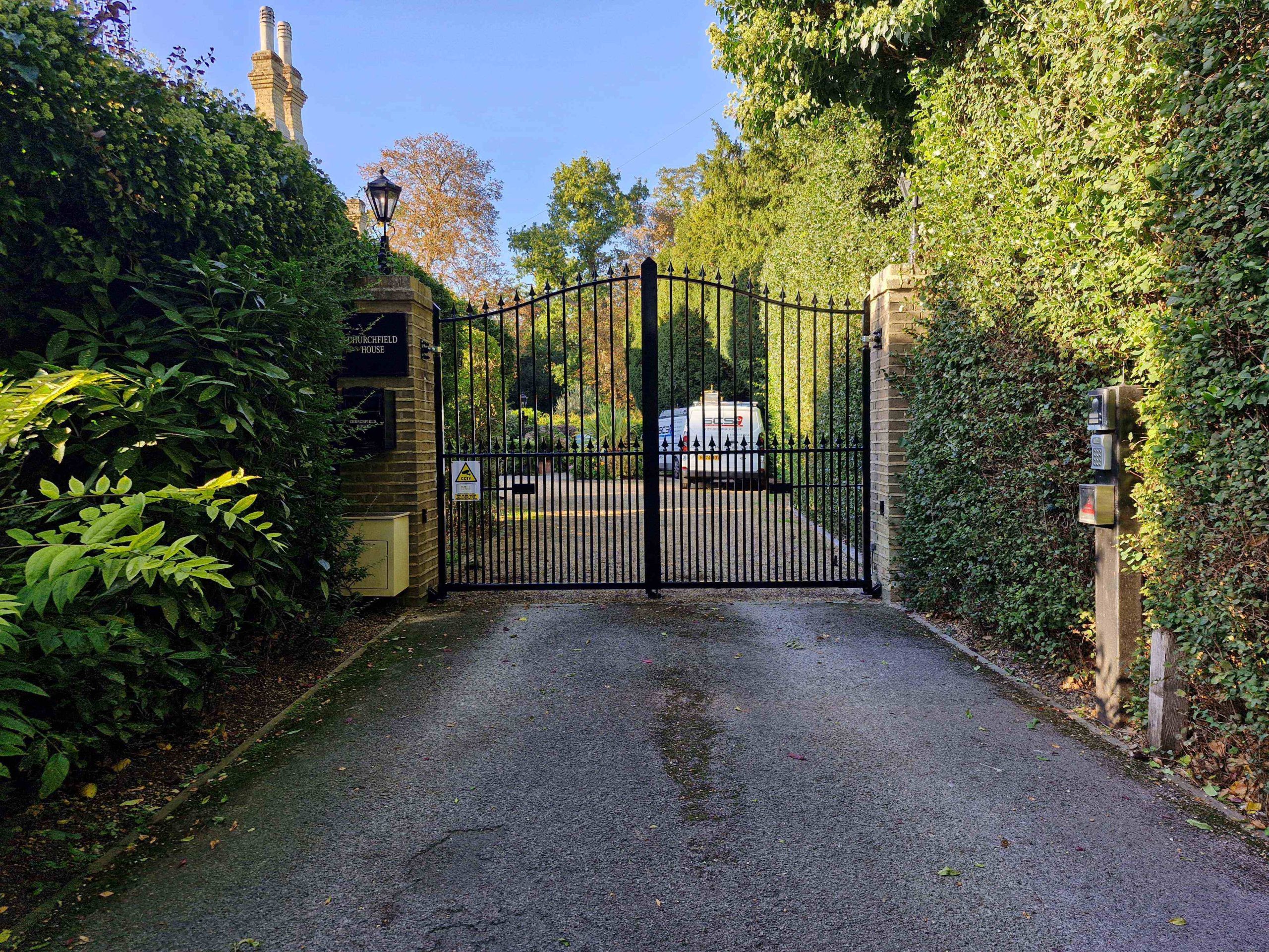 Gate and CCTV installation Reading